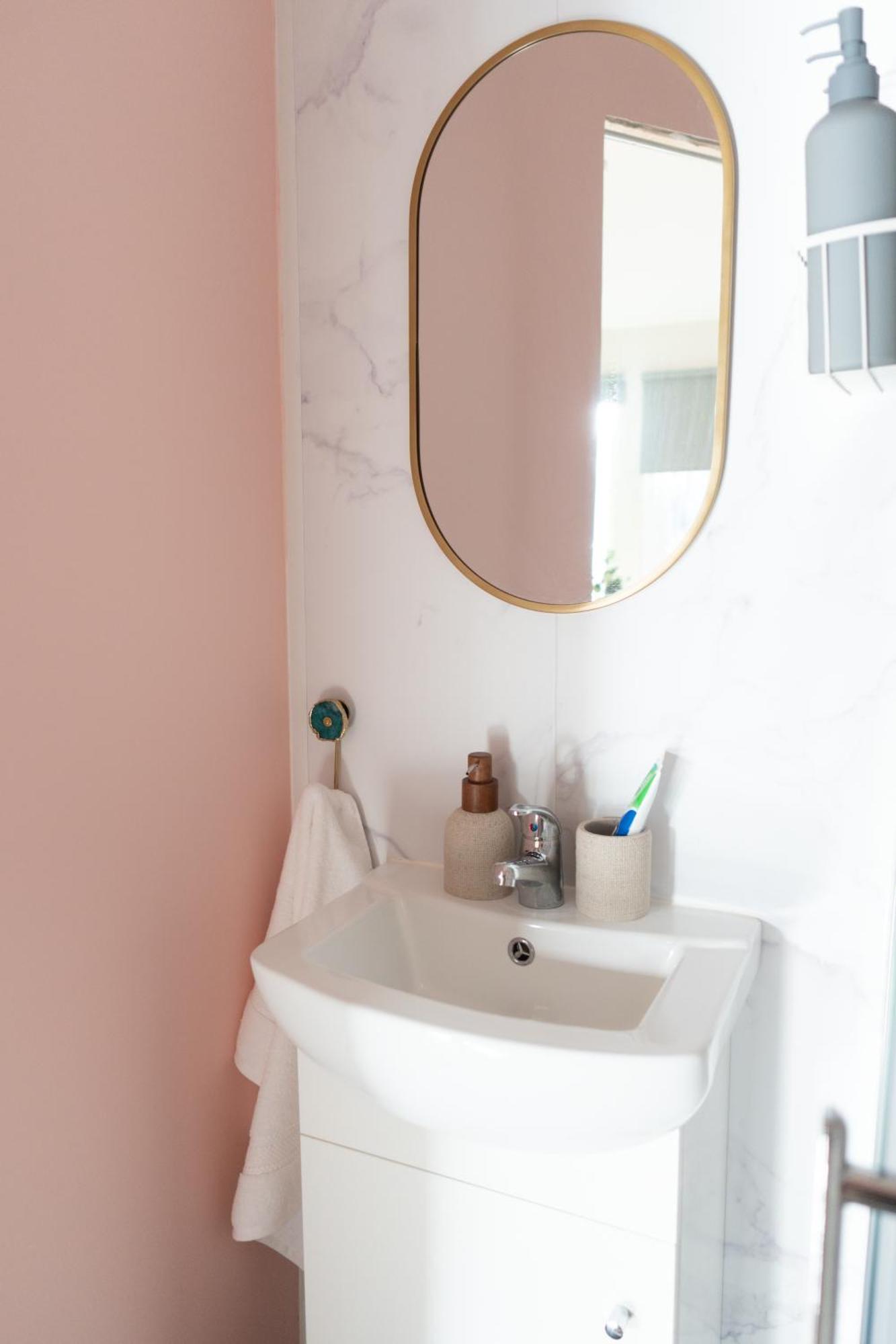 Studio Cabin In Belfast Hotel Ngoại thất bức ảnh